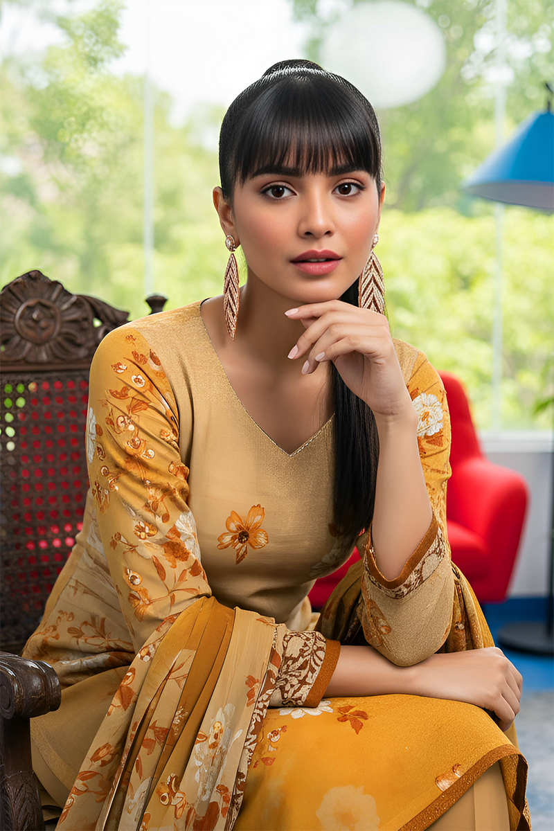 Aleezay Vol 2496 – Superior Fancy Peach Printed 3-Piece Suit with Dupatta & Dyed Trouser